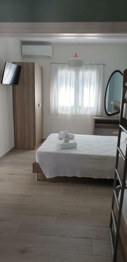 Chriselia Daire Nea Roda Dış mekan fotoğraf